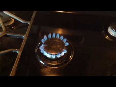 gas stove clicks but doesn 't light
